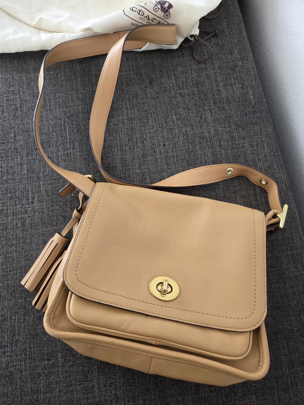 Coach Legacy Archive Rambler Crossbody Bag Camel Tan Leather - Picture 1 of 5